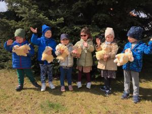 Zajączek - zdjęcie dzieci